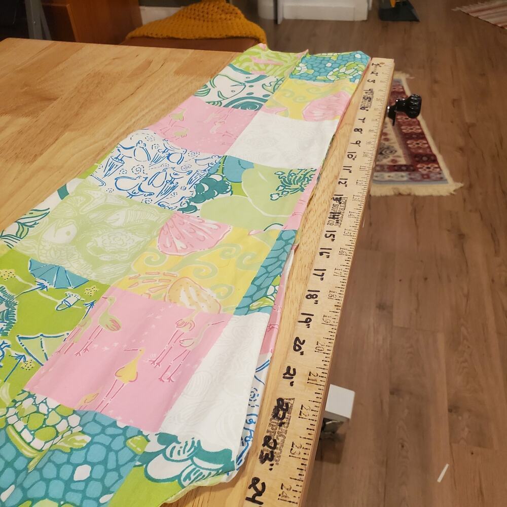 Lilly Pulitzer Pastel chef's blend patch Print  Straight Leg Pants Size 4 - Picture 2 of 6